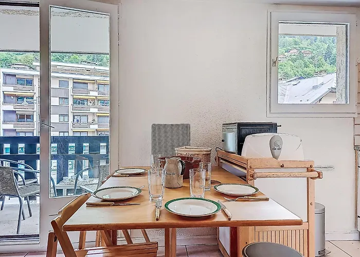 Apartment La Comtesse-9 By Interhome